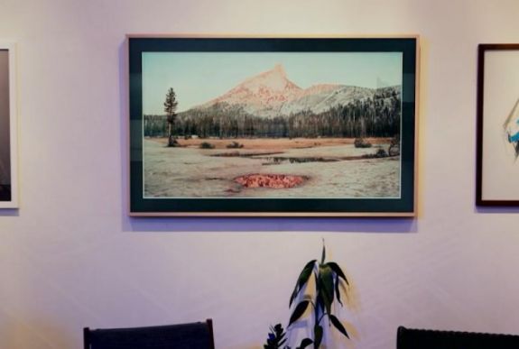 Láthatatlan tévét dob piacra a Samsung