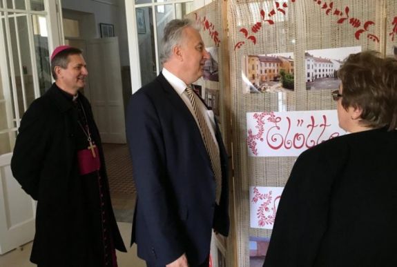 Semjén Zsolt jelenlétében adták át Kölcsey Ferenc Főgimnázium felújított épületét