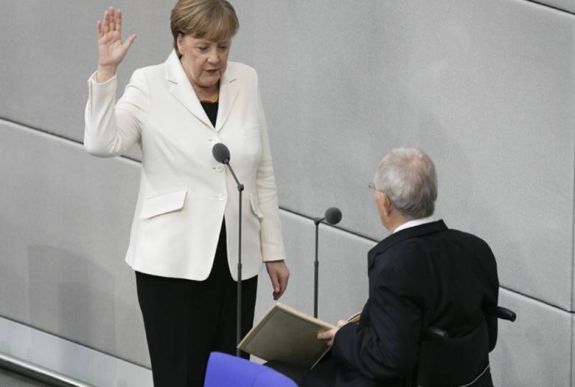 Merkel: Németország újra cselekvőképes