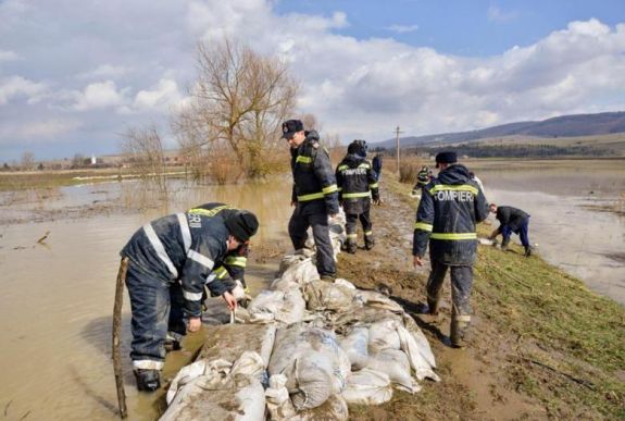 Továbbra is nagy az árvízveszély Erdélyben