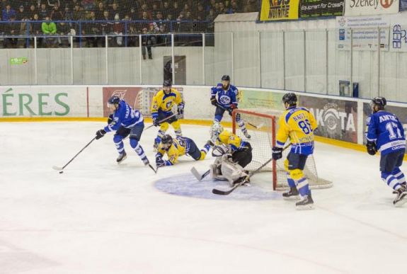 Jégkorong: kezdődik a Sportklub-Corona román bajnoki döntő