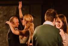 72 éves a marosvásárhelyi állandó színjátszás, miniévadot hirdet a Tompa Miklós Társulat