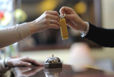 Egyre több turista száll meg Romániában