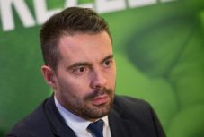 Erdélyi kampánykörúton van Vona Gábor Jobbik-elnök