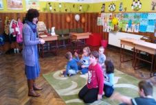 Beiskolázás Aradon: az összevont osztályok sikerétől a románul zajló magyar órákig