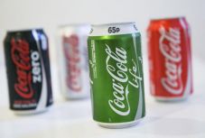 Történelmi lépés: alkoholos italt dob a piacra a Coca-Cola