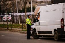 Félezer jogosítványt vontak be a rendőrök egy nap alatt