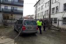 Közveszélyesek a villanyszolopok Kovászna megyében