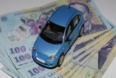 Autósok, figyelem! Nyártól már fizetni kell a környezetvédelmi illetéket