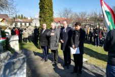 A román-magyar párbeszédet szorgalmazta Winkler Gyula a nemzeti ünnepen