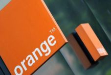 Tavaszi bónuszokat kapnak az Orange feltöltőkártyás ügyfelei