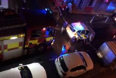 Kizavarták, ezért bosszúból autóval hajtott a klubnak