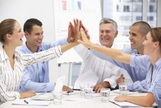 Felmérés: a barátok jó kollégák is?