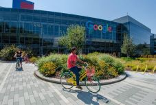 Nemes célra költ el 300 millió dollárt a Google