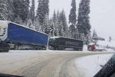 FRISSÍTVE - Hóhelyzet: forgalomkorlátozás lépett érvénybe Székelyföldön is