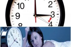 Vasárnap kezdődik a nyári időszámítás, módosulnak a menetrendek