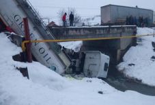 Több mint ötezer liter gázolajat távolítottak el a Nádas patakból