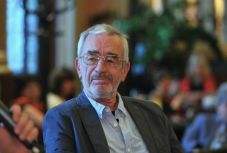 Bodor Ádám író székelyföldi közönségtalálkozó-körútra indul