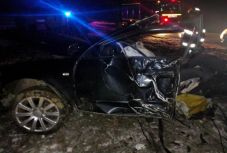 FRISSÍTVE  - Halálos baleset Hargita megyében: ennyi maradt az autóból
