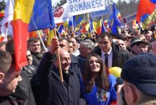 Moldova és Románia egyesüléséért tüntettek Kisinyovban