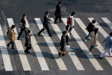 Arcfelismerővel csípik el a tilosban közlekedőket Kínában