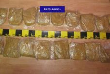 Rengeteg dohányt és cigarettát koboztak el a rendőrök