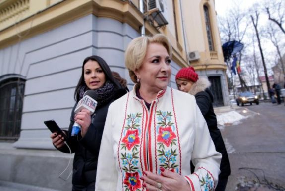 Viorica Dăncilă is köszöntötte a húsvétot és virágvasárnapot ünneplőket