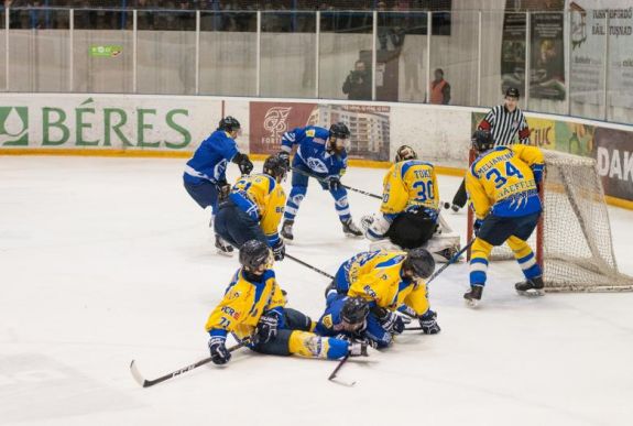 Visszavágott a Brassó, elmaradt a bajnokavatás Csíkszeredában