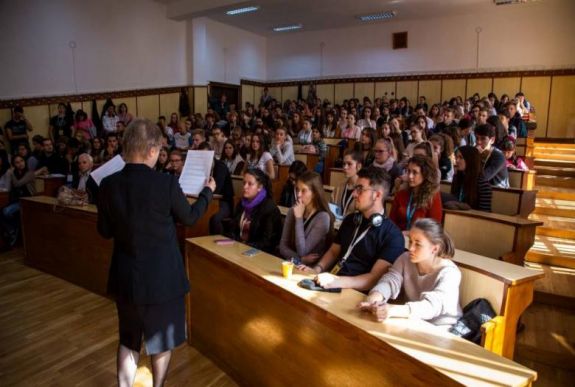Iskola másként hetet szervez a középiskolásoknak a BBTE