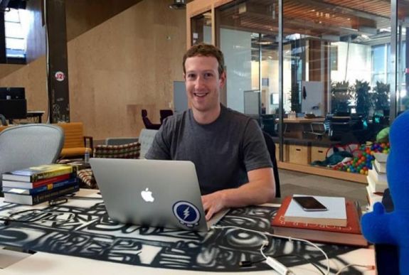 Újabb botrány: visszamenőleg tüntet el üzeneteket a Facebook