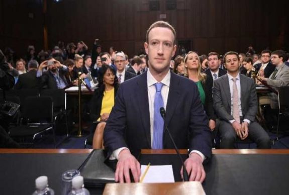 Zuckerberg: hamis profilokat távolítottak el a magyar választások előtt is