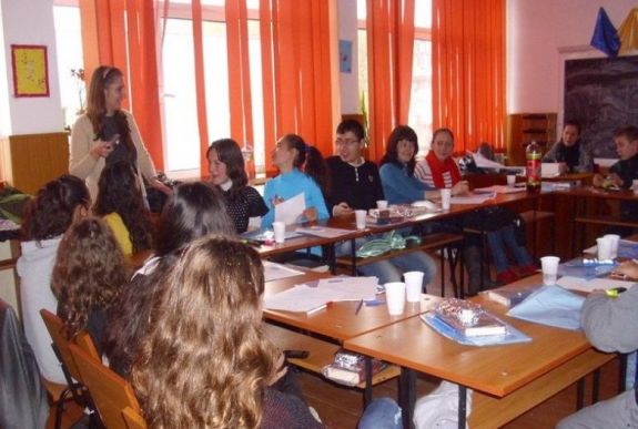 Vissza nem térítendő támogatás Maros megyei ifjúsági szervezeteknek