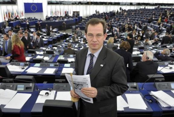 Minority SafePack: bejelentette Sógor Csaba az EP-ben a sikeres aláírásgyűjtést