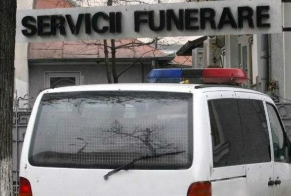 Lebukott a halottakat szállító rendőr