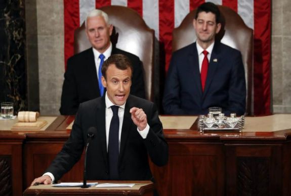 Emmanuel Macron: Párizs nem mondja fel az iráni atomszerződést