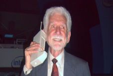 Évforduló: 45 éve használtak először mobiltelefont