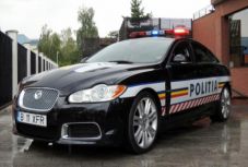 Ennyi járművel teszik hatékonyabbá a rendőrök és határőrök munkáját