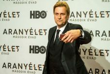 A főfőnököt „küldi” színpadra a székelyudvarhelyi színház