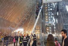 Turistákat mentettek ki a tordai sóbánya óriáskerekéből