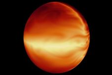 Négy új forró exobolygót fedeztek fel magyar kutatóknak köszönhetően