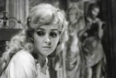 Operettprimadonna nyaktörő drámai szerepekkel – Marton Melindát ünnepli a Kolozsvári Magyar Opera