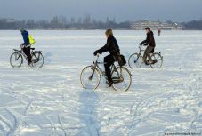 Fűtött kerékpárutat építenek Hollandiában