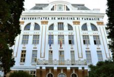 A magyar tagozat ellenzi – szerdán döntenek a MOGYE és a Petru Maior Egyetem egyesüléséről