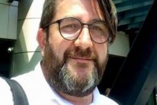 Új könyvét mutatja be a marosvásárhelyi színház igazgatója