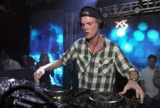 FRISSÍTVE - Részletek derültek ki az Avicii utolsó napjairól