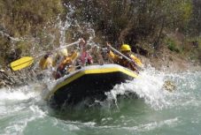 FRISSÍTVE - Fulladás okozta a raftingozó férfi halálát