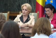 A kormány az egészségügyi alkalmazottak bérproblémáinak rendezését ígéri