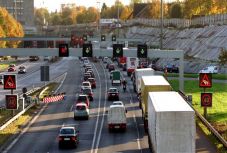 Külügy: hosszú várakozási idő alakulhat ki május 1-jén a bolgár határon