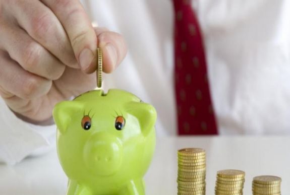 Rendhagyó módon finanszíroznák a nyugdíjemelést Spanyolországban