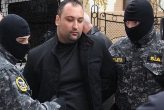 Szatmári hármas gyilkosság: megkezdődött a vádlott bűnvádi pere